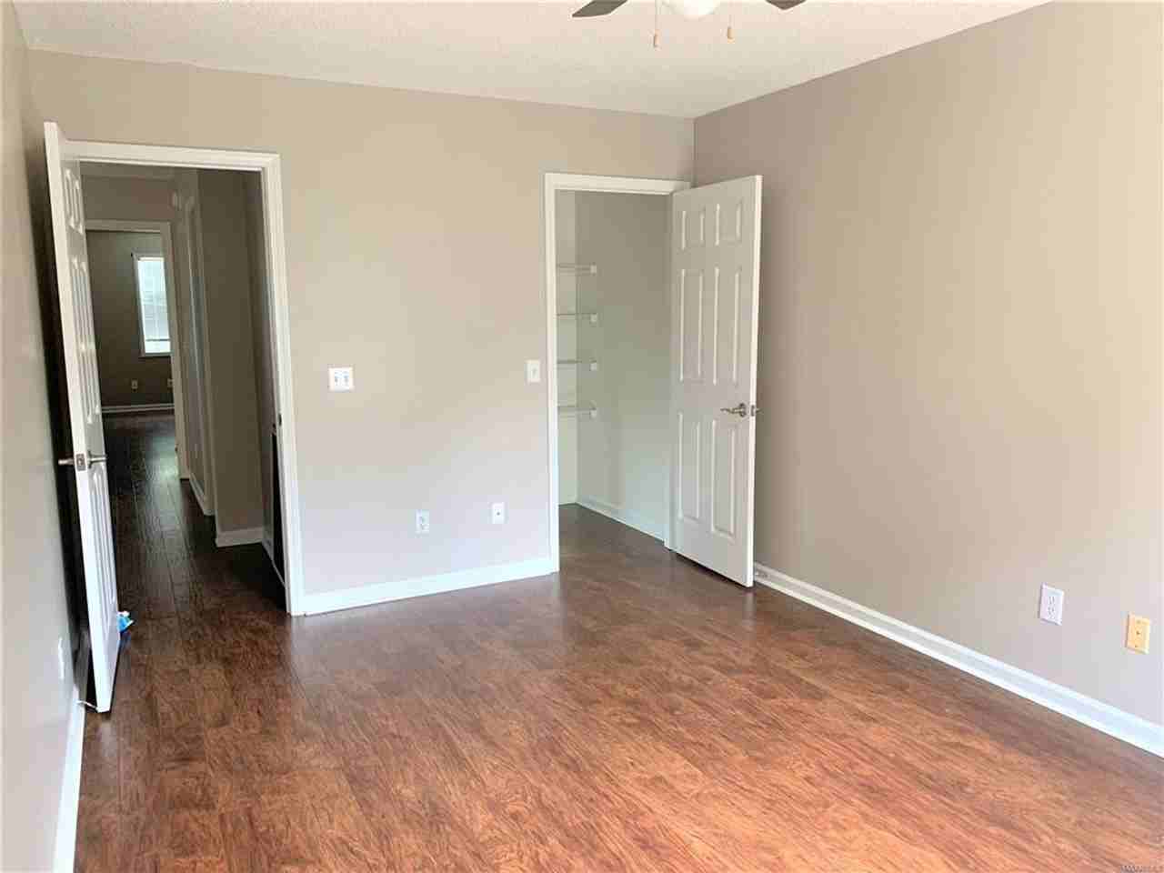 96 Woodfield Pl - Photo 7 of 14