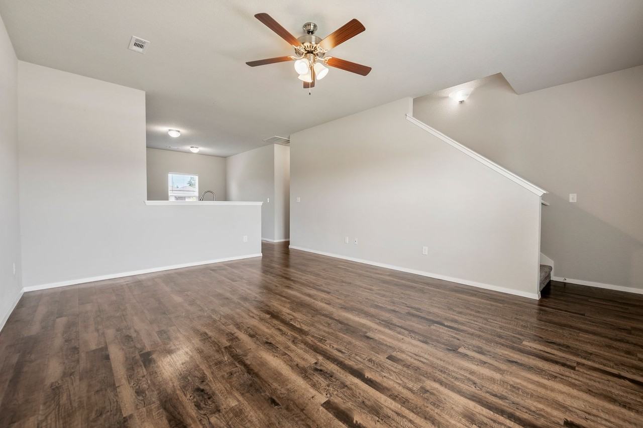 1195 S Ivory Bill Ln - Photo 2 of 17