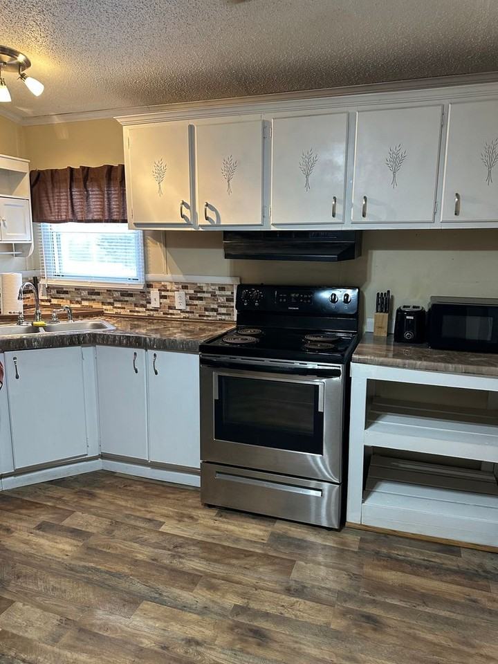 17595 Dunklin Rd - Photo 2 of 16