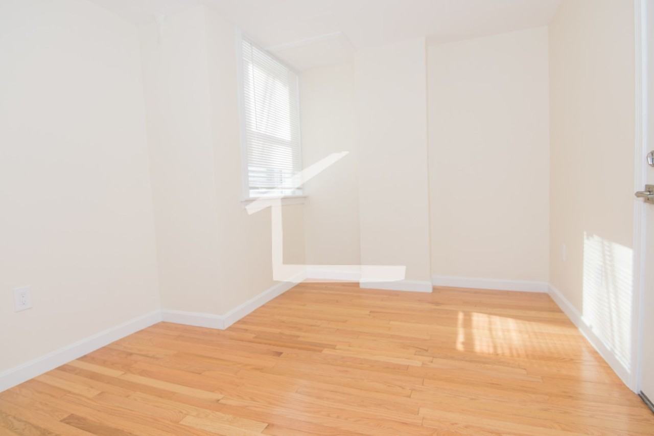 1801 Beacon St - Photo 7 of 12