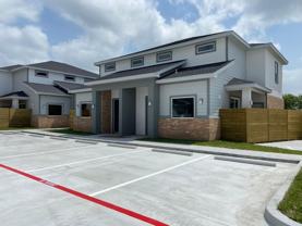 7600 Via Del Mar Cir #6 - Photo 1 of 1
