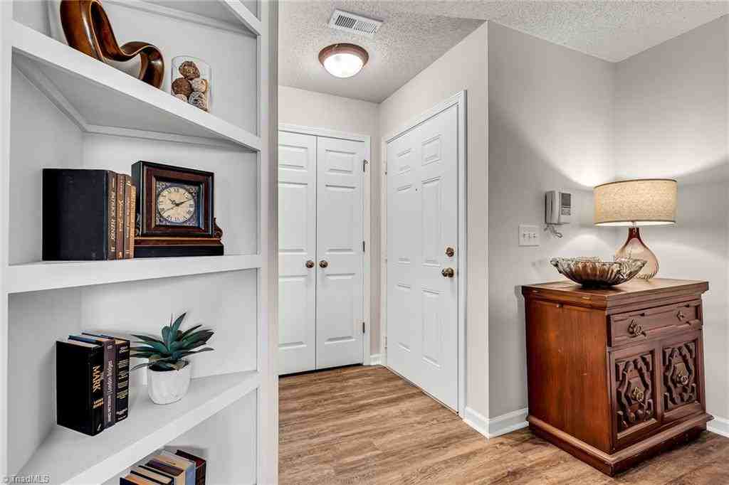 4305 Timberbrook Drive #1C - Photo 4 of 20