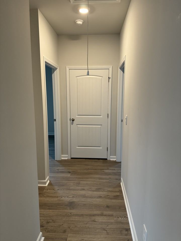 7125 Lang Ave #NA - Photo 7 of 9