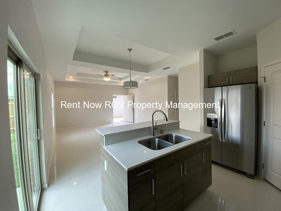 5700 Nightingale Avenue #3 - Photo 2 of 11