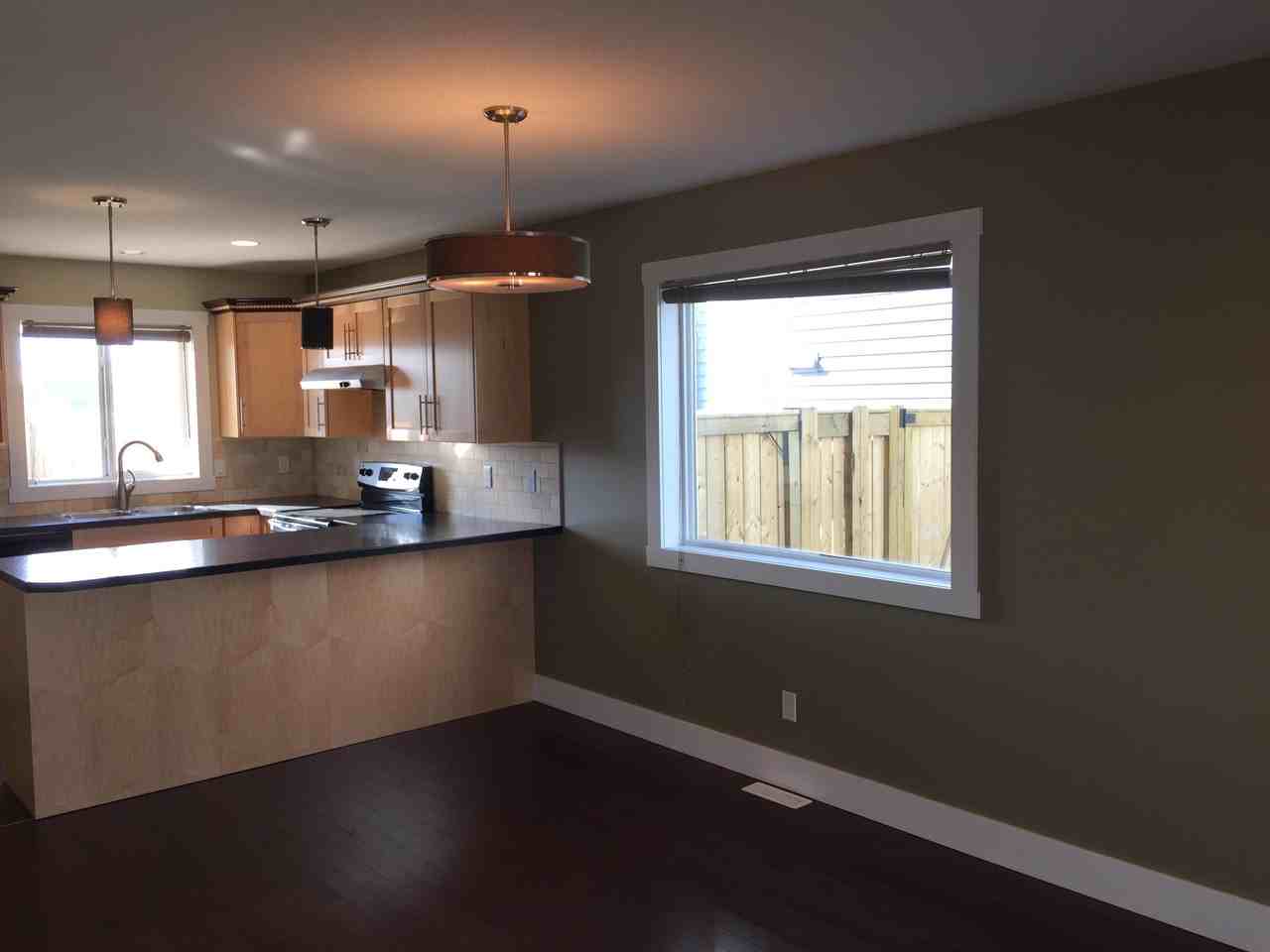 9207 102 Ave #9207 - Photo 4 of 11