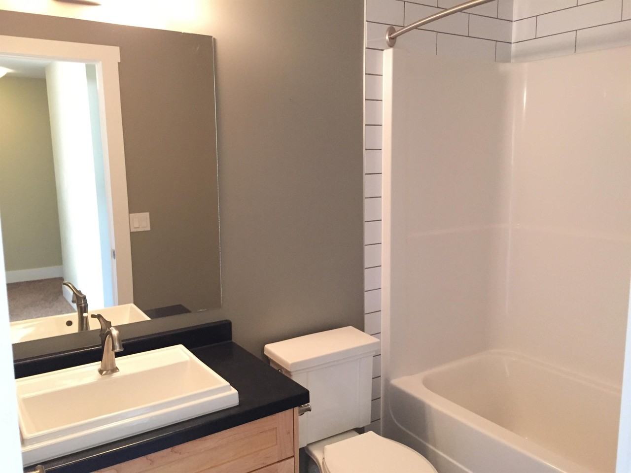 9207 102 Ave #9207 - Photo 5 of 11