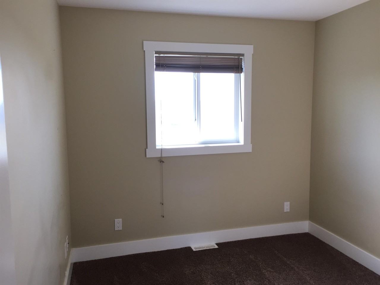 9207 102 Ave #9207 - Photo 6 of 11