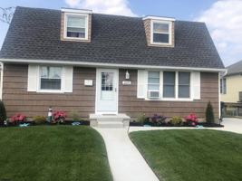 featured image of 215 2nd St N Street