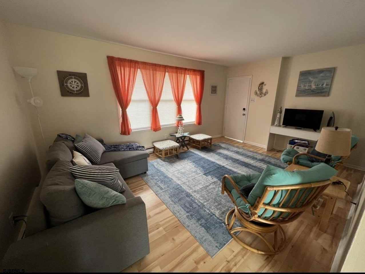 215 2nd St N Street - Photo 5 of 24