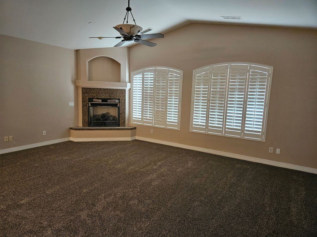 5985 Symphony Dr - Photo 2 of 15