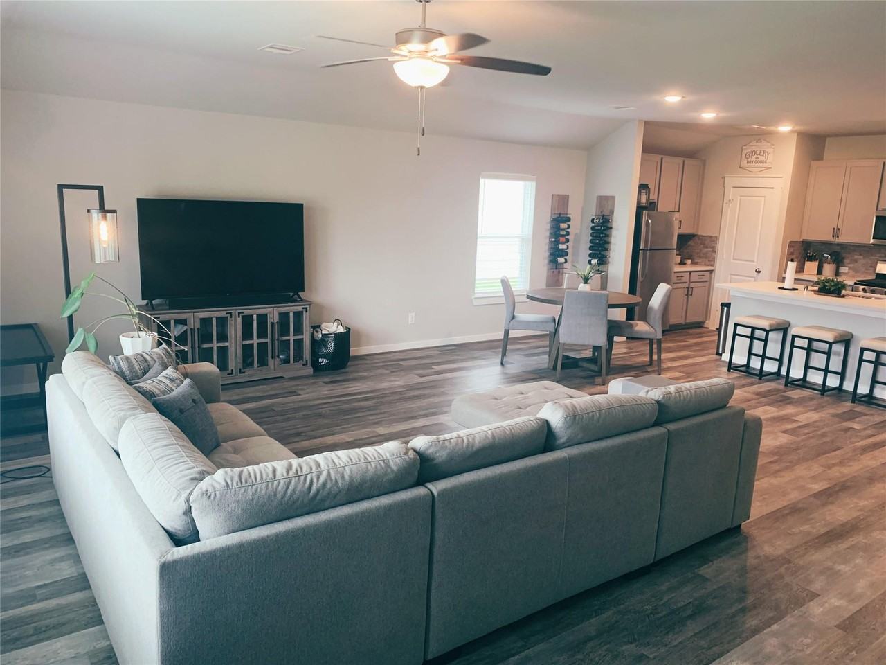 12525 Morning Hill Pass - Photo 4 of 13