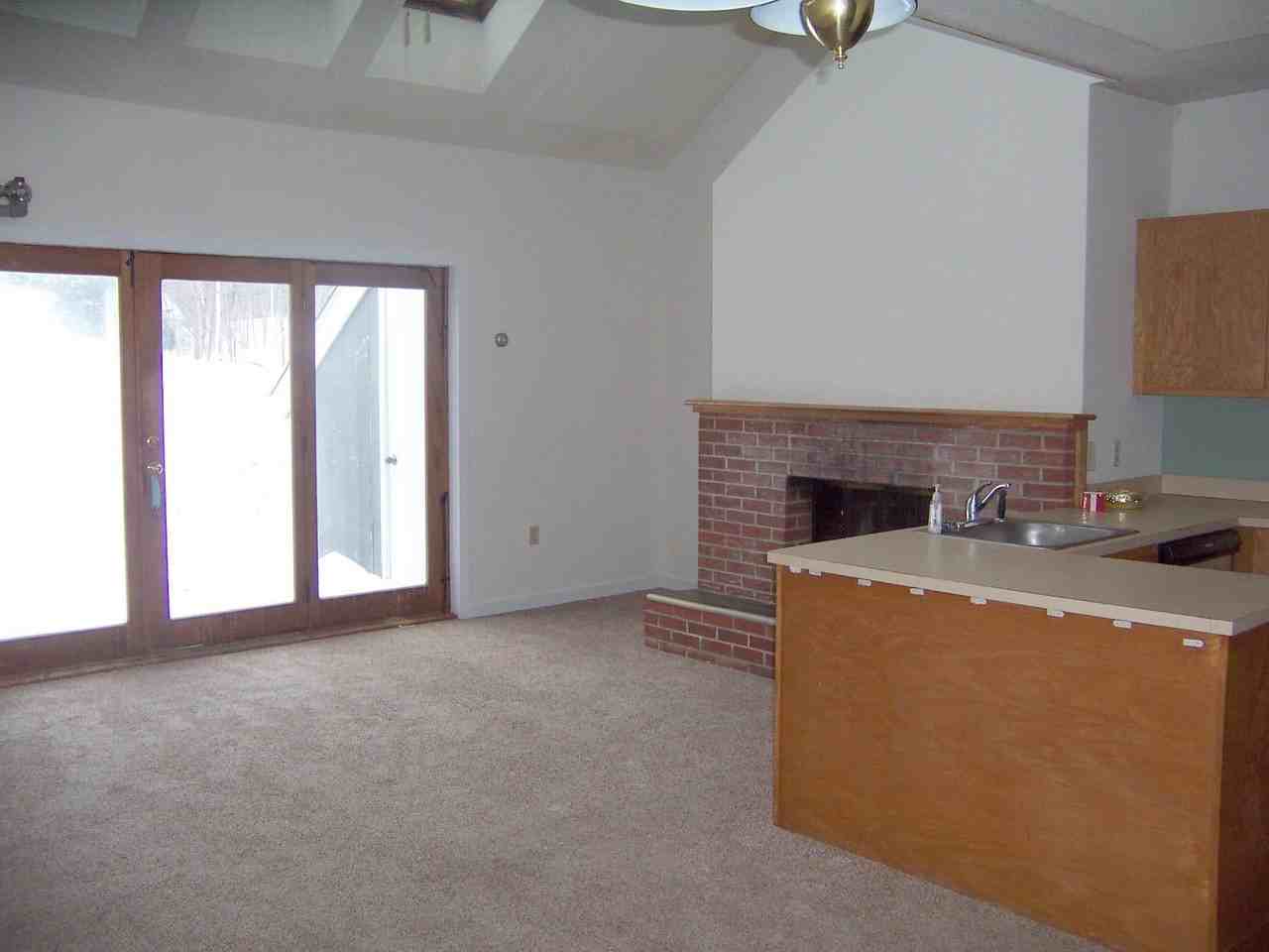 23 Tenney Brook Rd - Photo 2 of 16