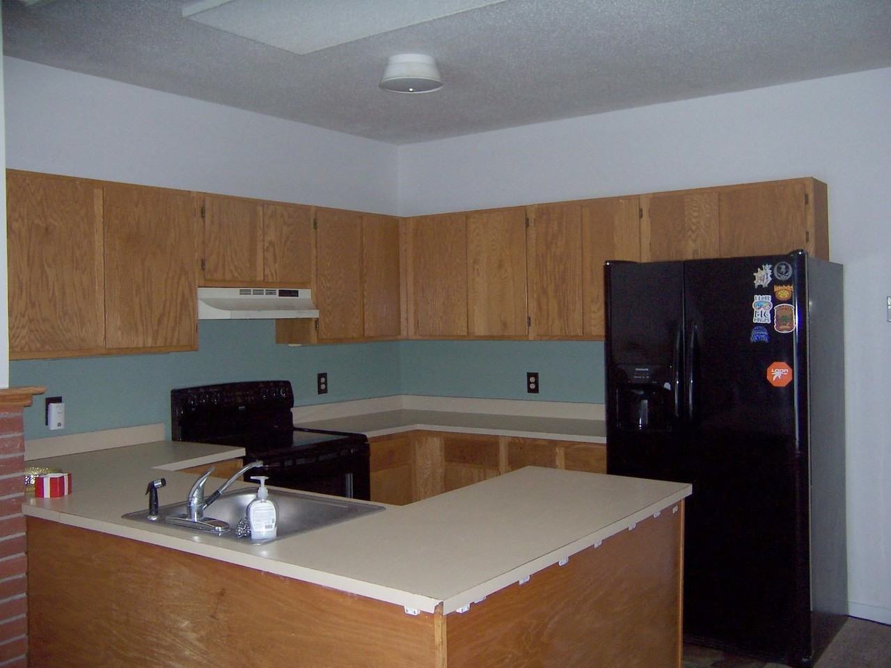 23 Tenney Brook Rd - Photo 3 of 16