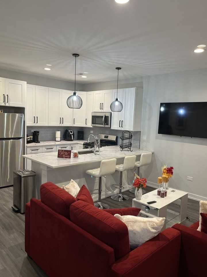 6341 S Langley Ave ##G - Photo 3 of 12