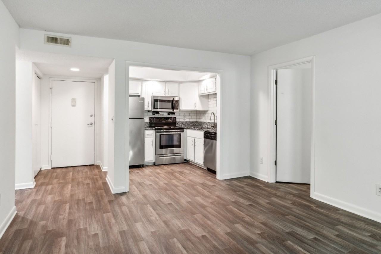 The Grove at Hickory Valley - Photo 6 of 58