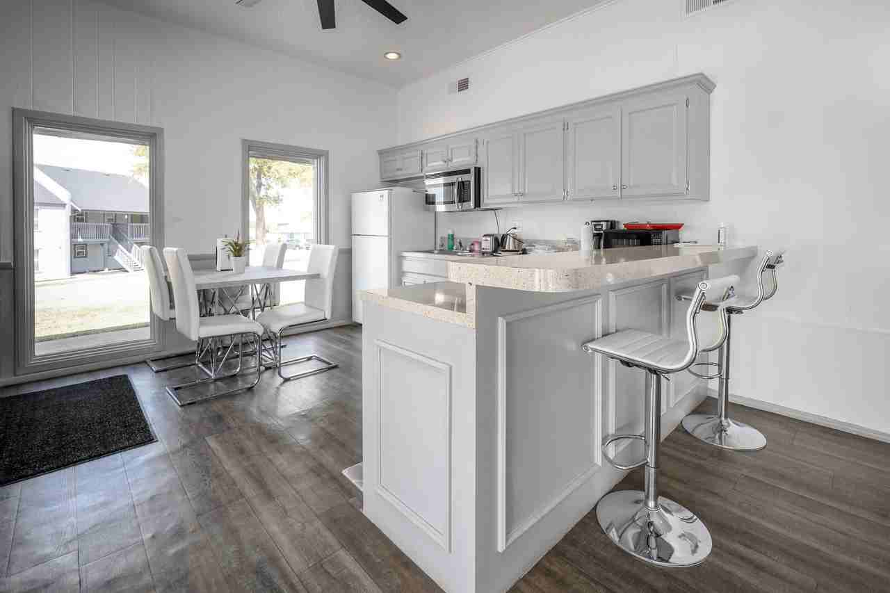 Aspen Place Apartments - Photo 4 of 50