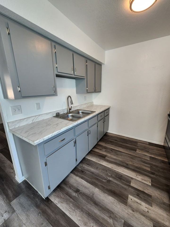 Wintercove - Photo 7 of 29