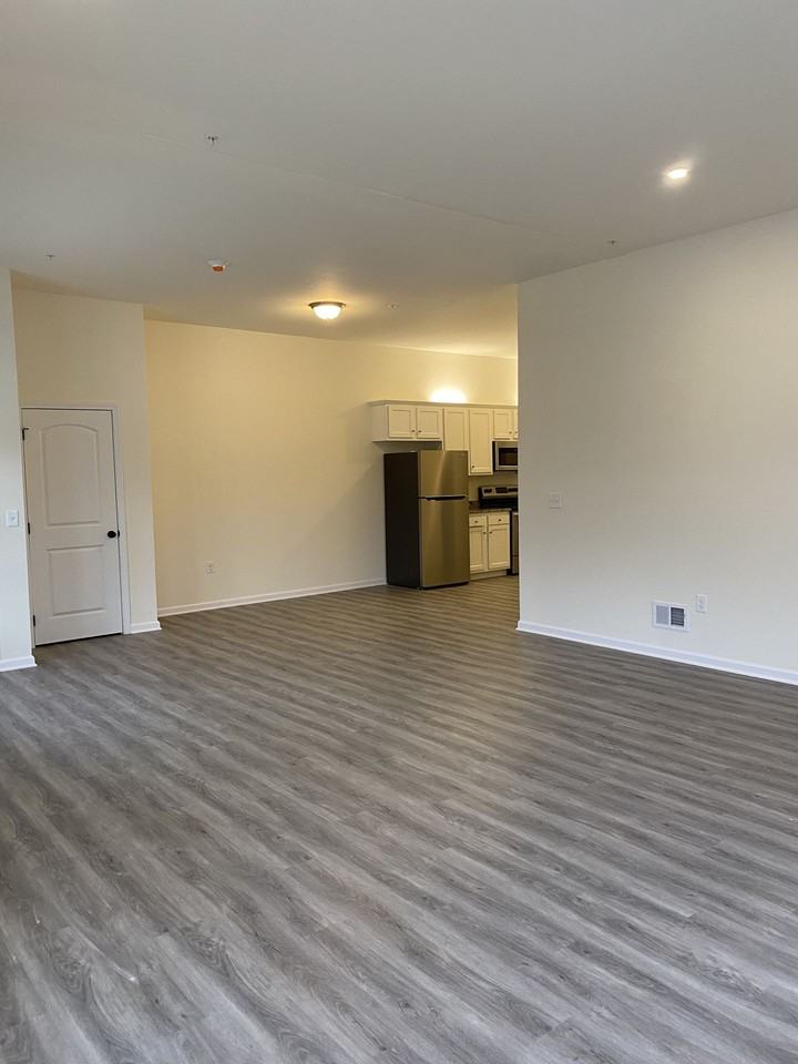 175 Troy Schenectady Road - Photo 7 of 16