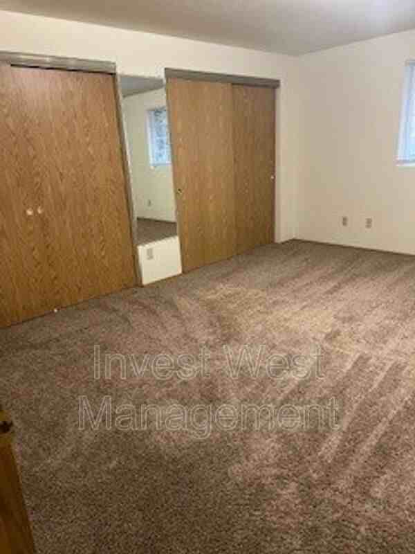 12514 Sestreet #B13 - Photo 6 of 8