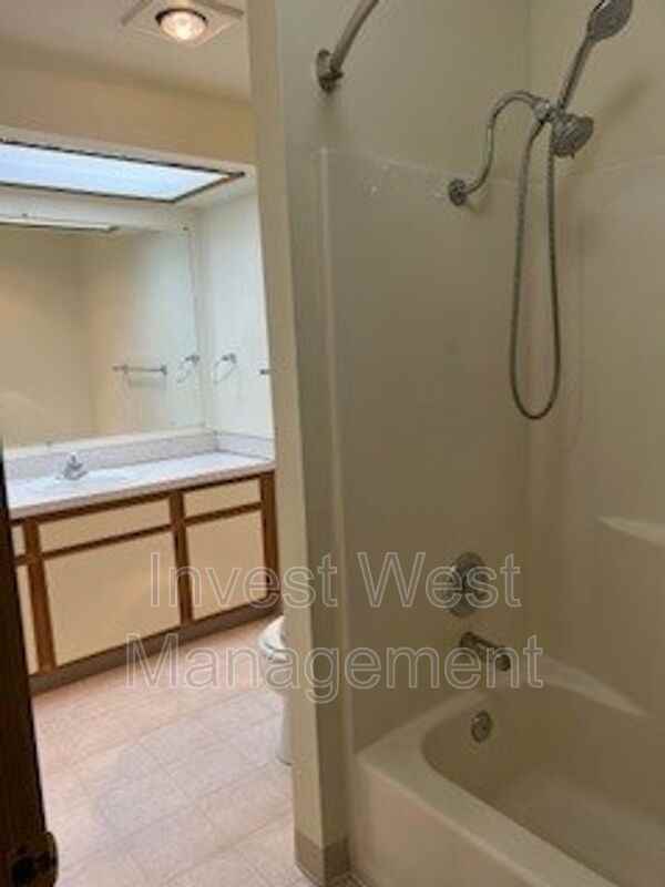 12514 Sestreet #B13 - Photo 7 of 8