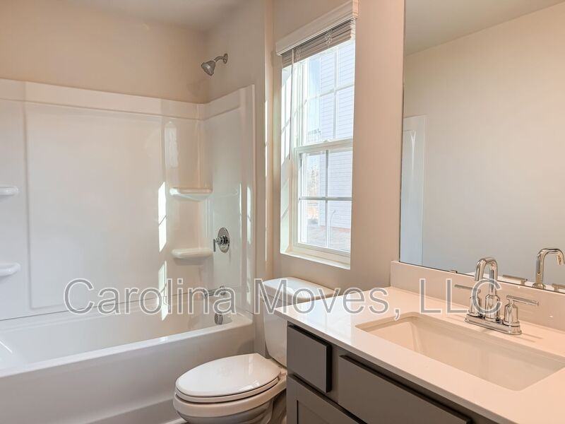 109 Clairvale Ct - Photo 7 of 18