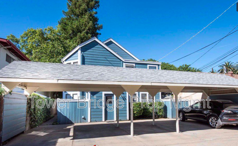 2410 G St #B - Photo 2 of 12