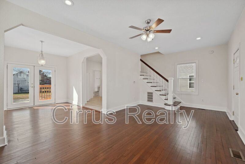 35 Cedar Ave - Photo 5 of 19