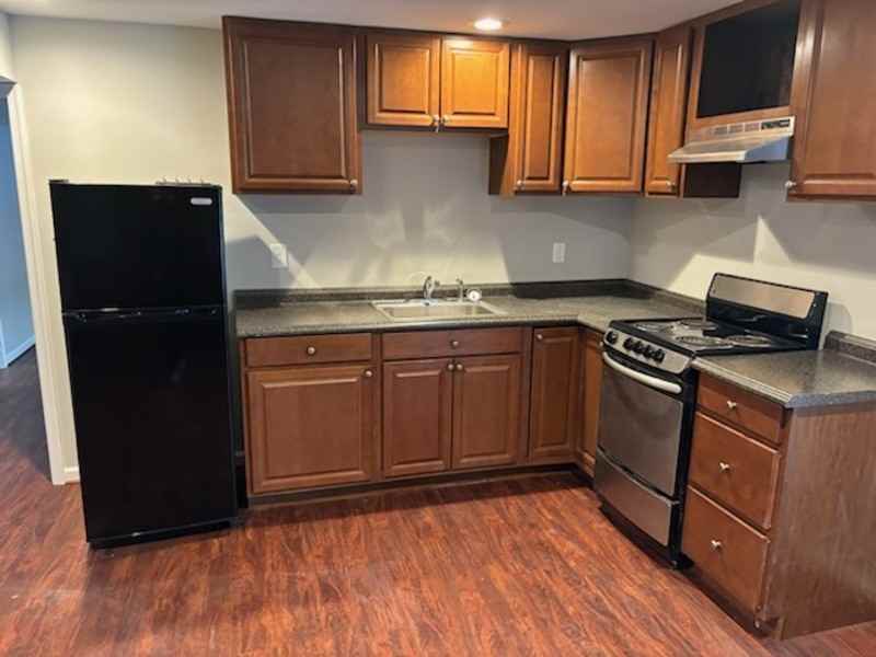 1011 Rolandvue Rd - Photo 3 of 10