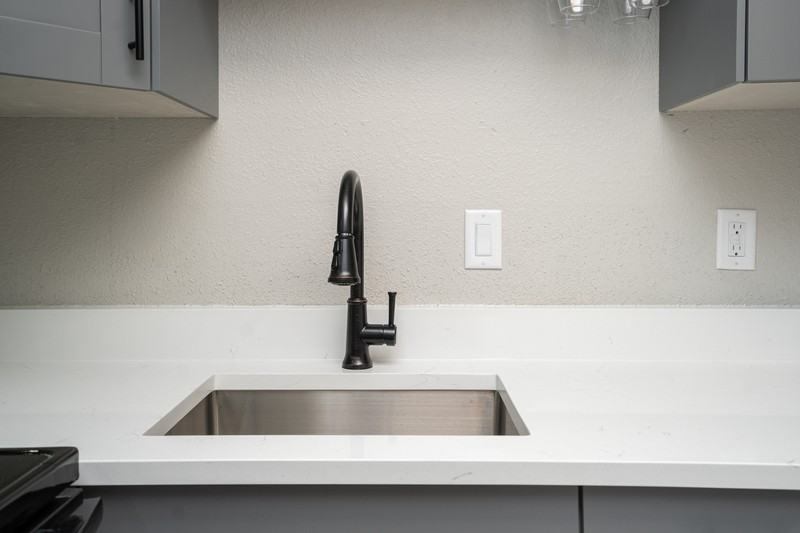 1244 Ohio St - Photo 5 of 12