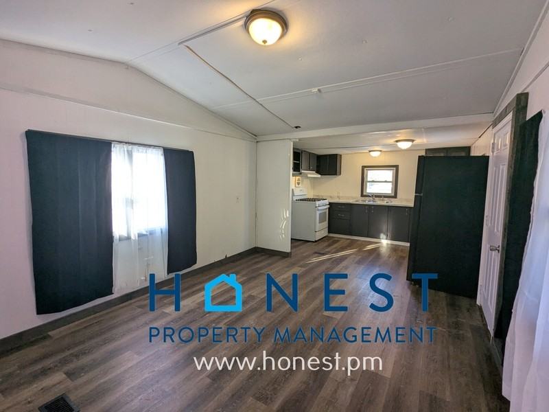 19 West St - Photo 2 of 23