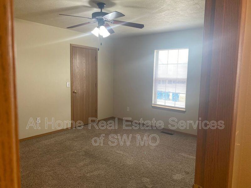 5603 N Purple Ln - Photo 6 of 9