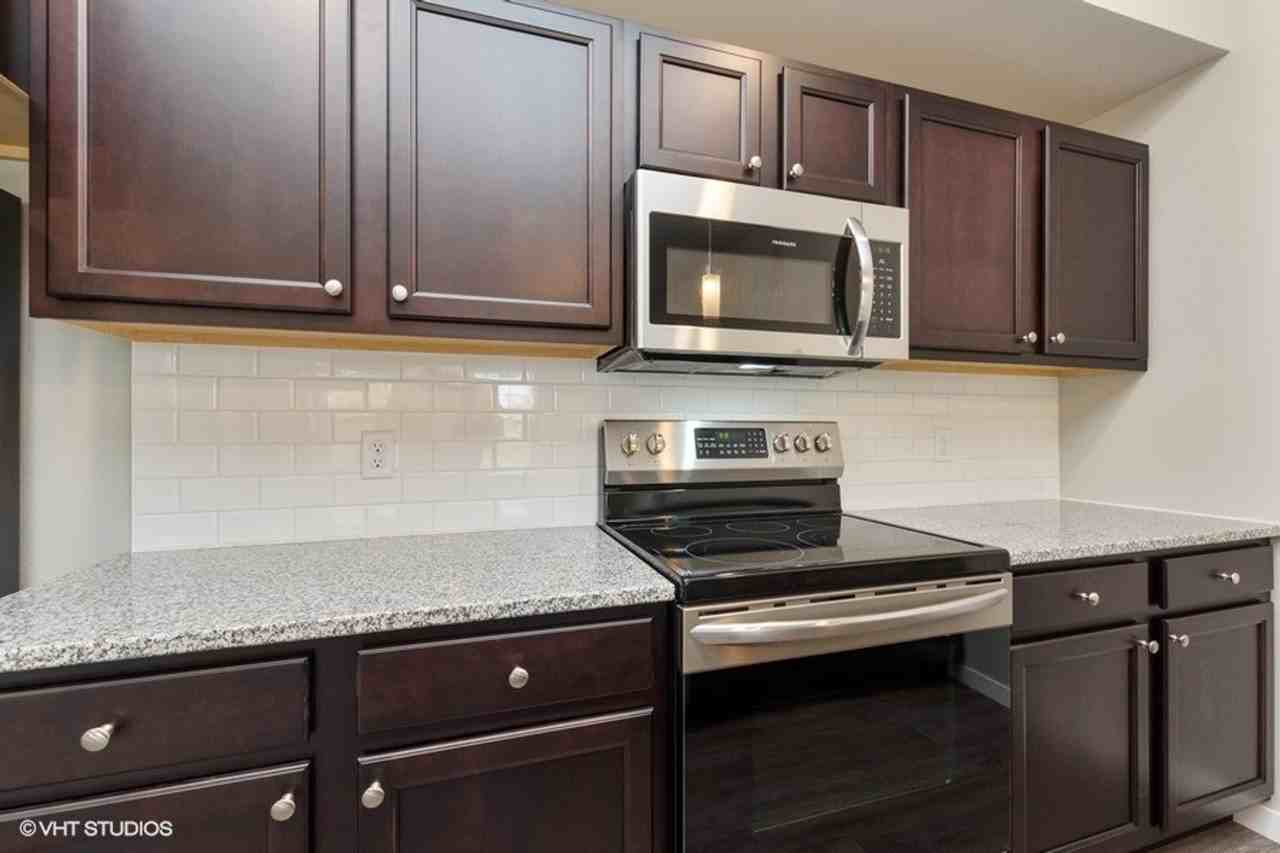 Buffalo Ridge Townhomes - Photo 6 of 14