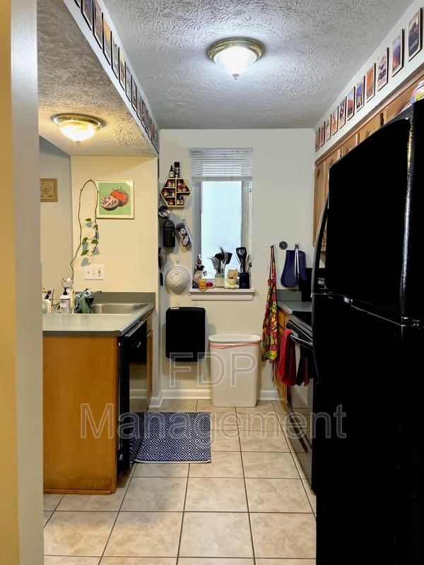 610 East Ave #5G - Photo 5 of 13