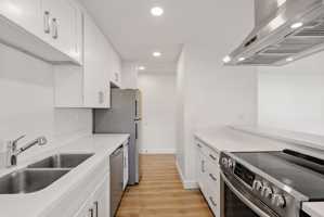 featured image of 2048 Swazey Street