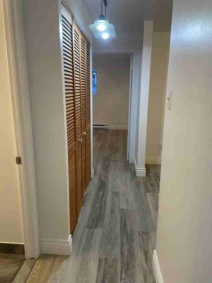 2463 Rue Saint-Georges #2 - Photo 2 of 23