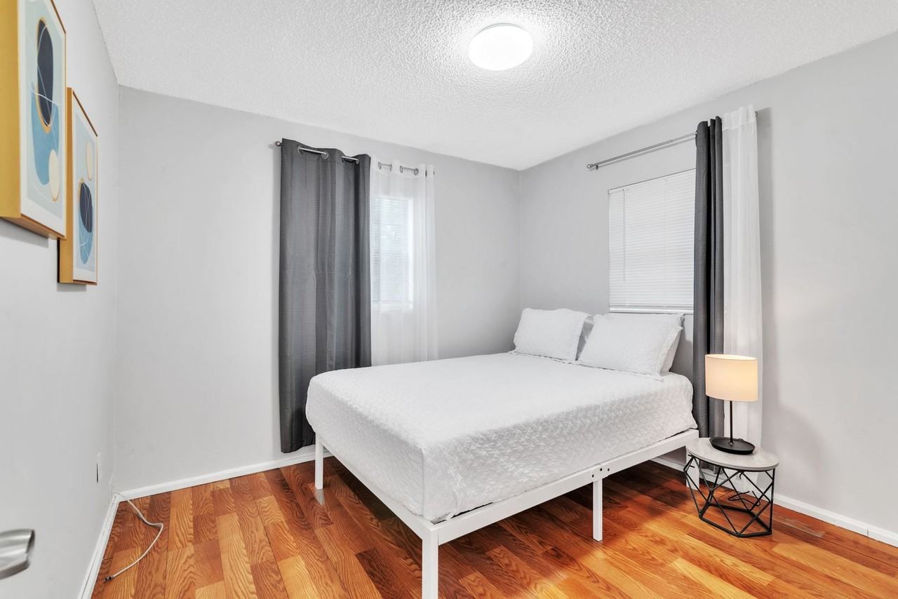 600 DOUGLAS ST LLC - Photo 2 of 50