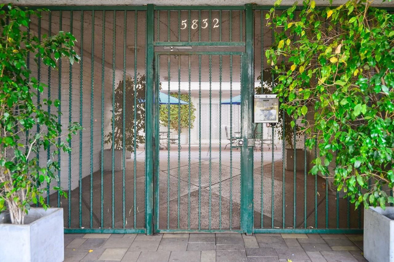 Waring Arms Apartments - Photo 4 of 4