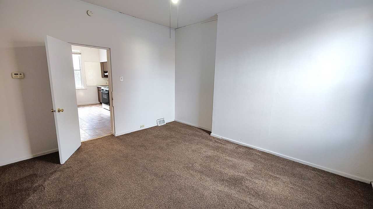 1818 Carey Way - Photo 2 of 20