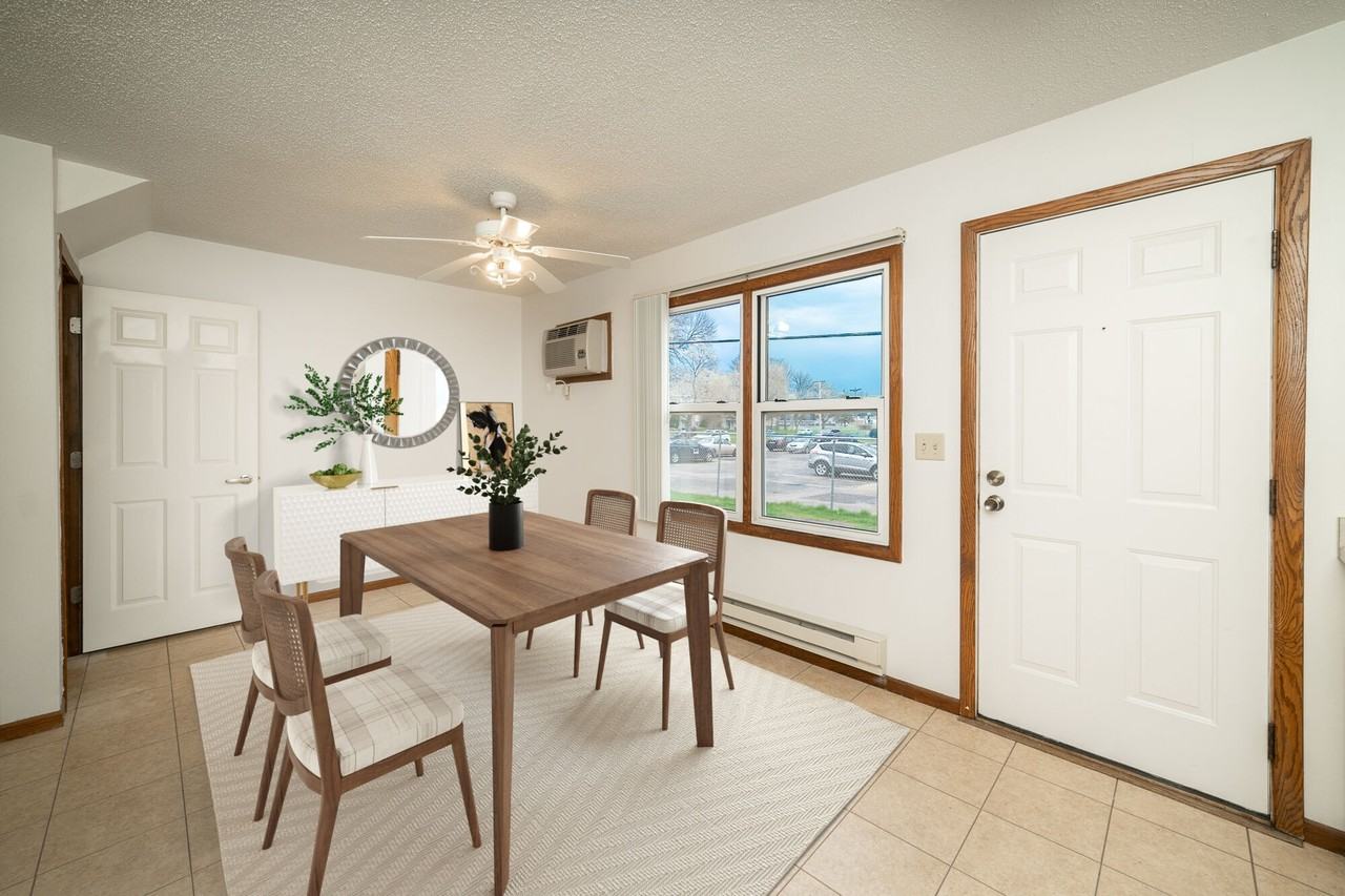 Oak Street Townhomes - Photo 5 of 19