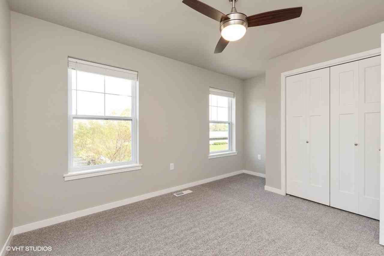 Buffalo Ridge Townhomes - Photo 7 of 9