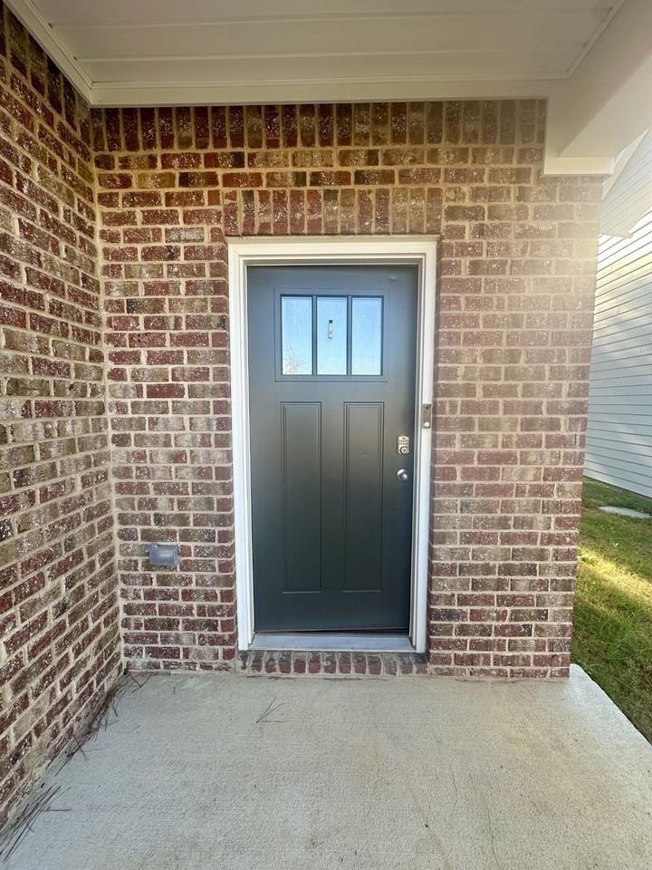 204 Chelsea Park Circle, Chelsea, AL 35043 - Photo 2 of 11