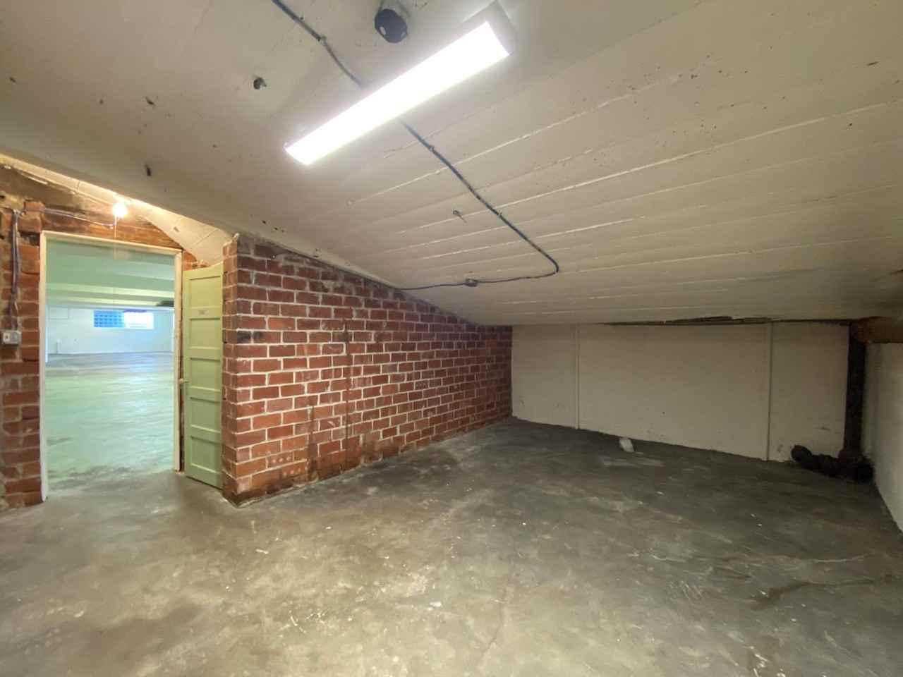 P Building - Photo 6 of 46