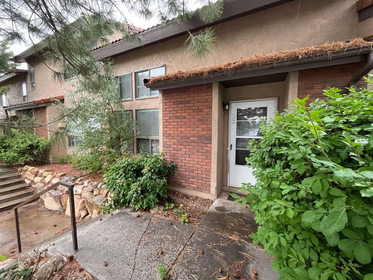 333 Dl Sargent Dr - Photo 2 of 18