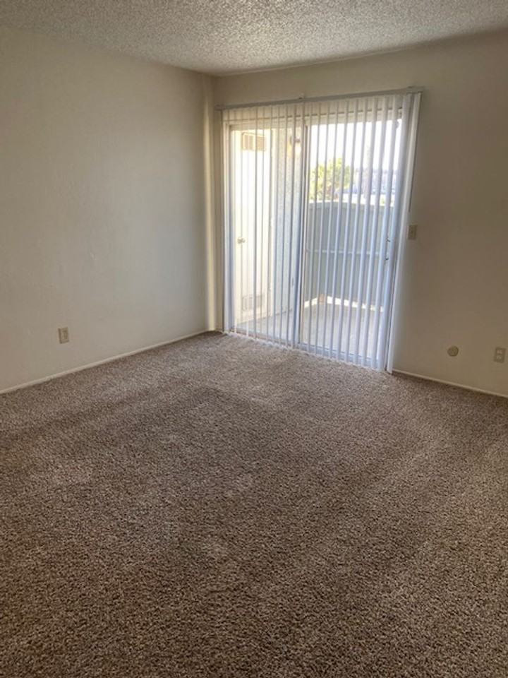 3900 El Potrero Ln #3 - Photo 3 of 11
