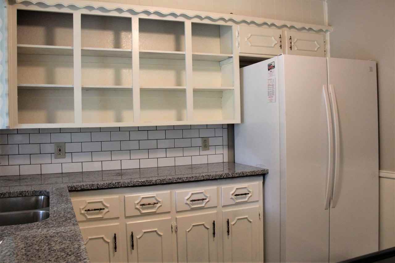 3206 Kelvin Ave - Photo 5 of 27