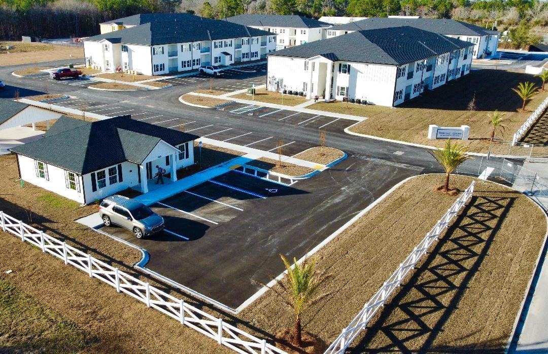 Starling Grove Apartments - Photo 2 of 20