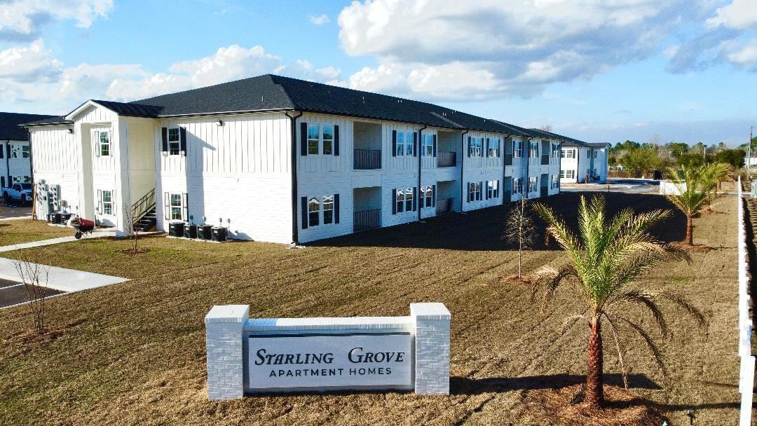 Starling Grove Apartments - Photo 3 of 20