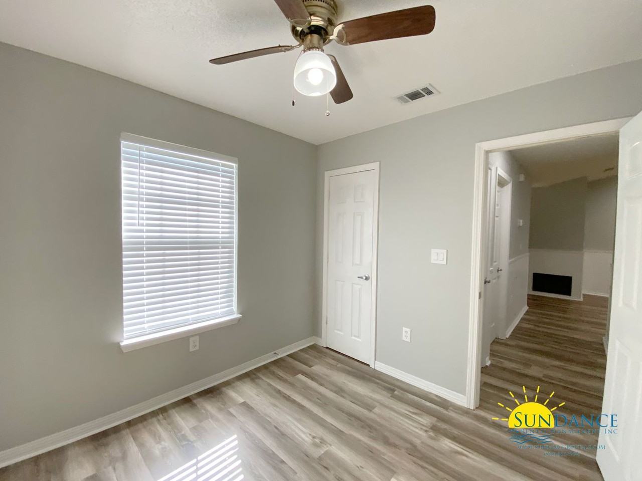 2991 Windsor Cir - Photo 5 of 12