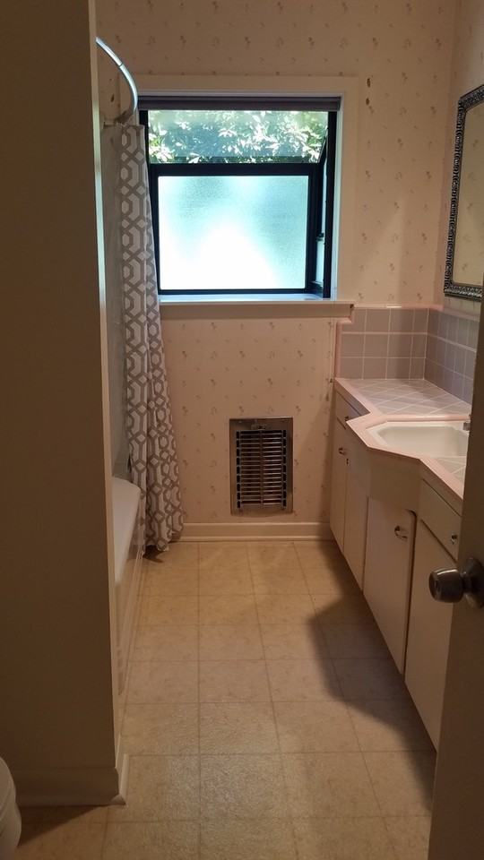 2053 Hays St - Photo 3 of 10