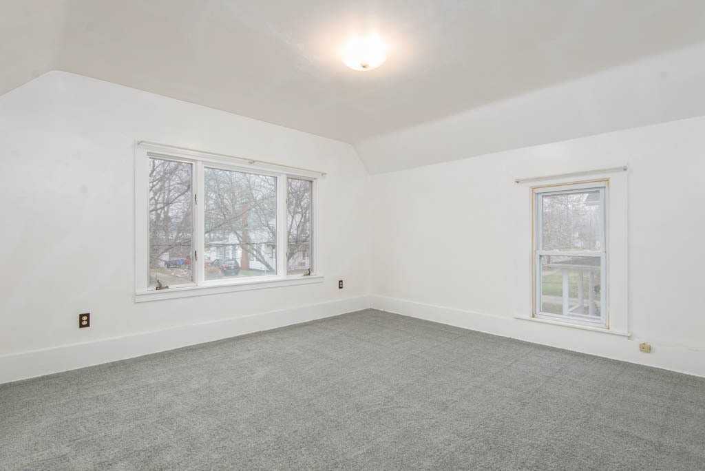 246 Grant Street up - Photo 3 of 9